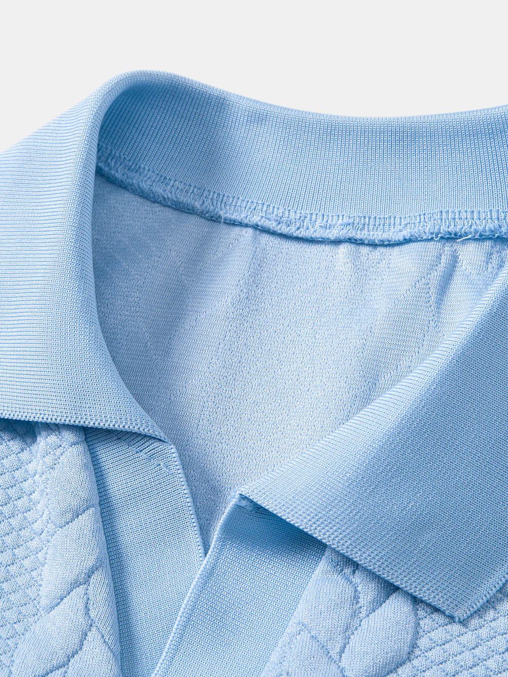 Polo de cuello en V de jacquard retorcido
